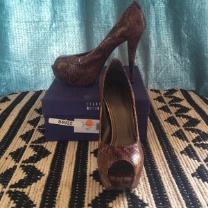 Stuart Weitzman Painted Python Heels! Size 10